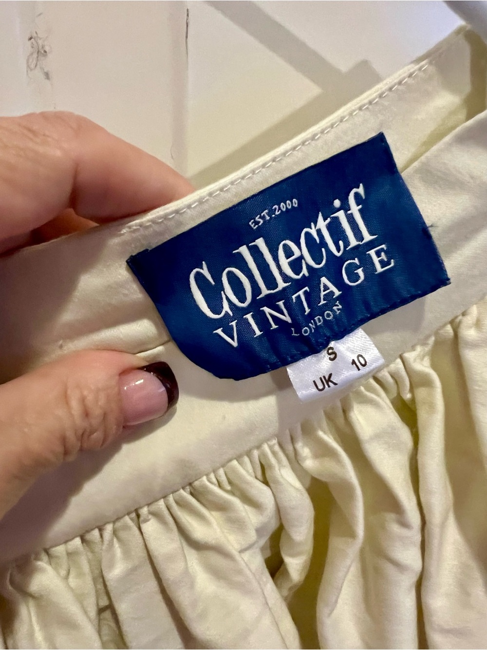Collectif Vintage Women's Skirt - Cream with Pagoda print